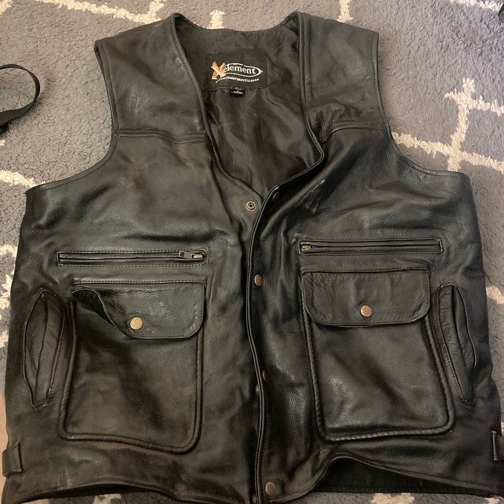 Men’s Leather Vest